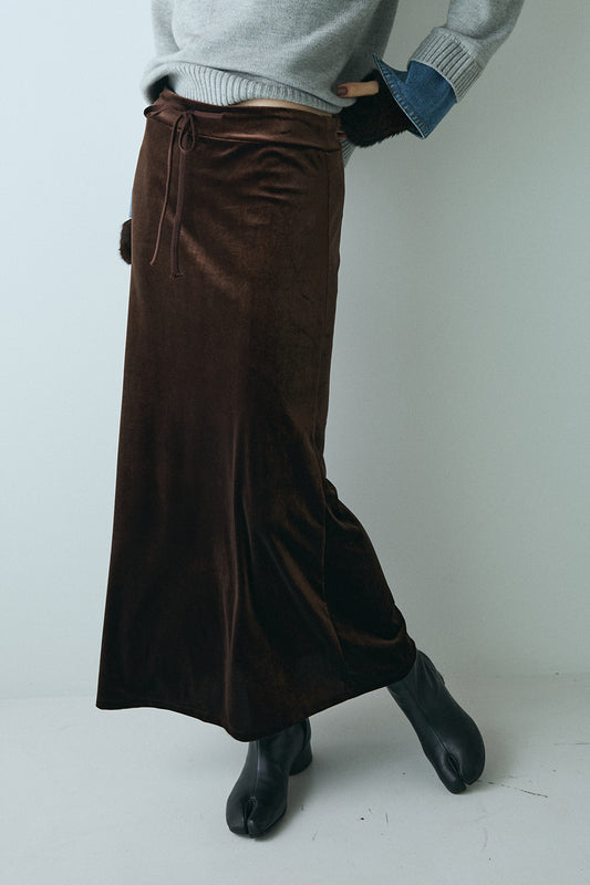 【予約：12月中旬】Velvet Long Skirt／60251102053