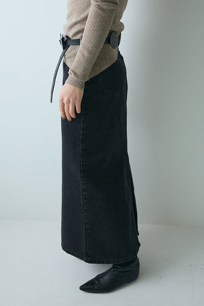 【予約：1月下旬〜2月上旬】Sleek Line Denim Skirt／60251002024