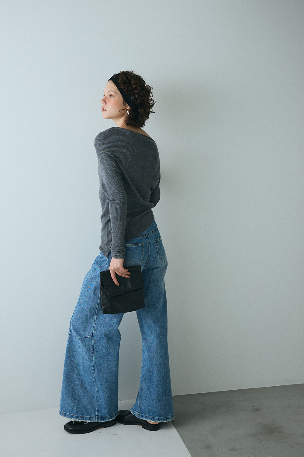 【予約：1月下旬〜2月上旬】Hem Rib Knit／60251108051