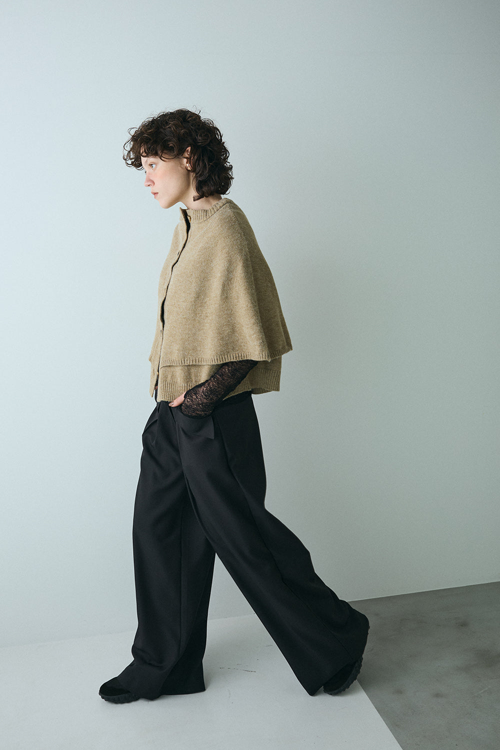 【予約：1月下旬〜2月上旬】Knit Cape Cardigan／60251109043