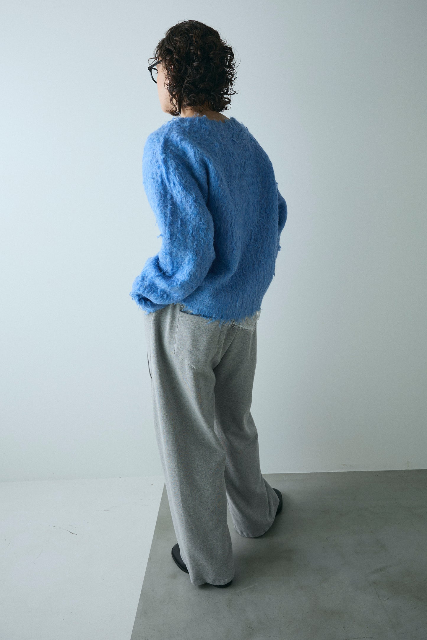 【予約：1月下旬〜2月上旬】Curved Sweat Pants／60251003027
